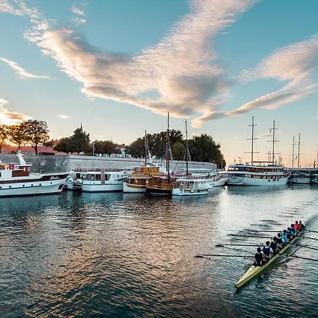 Modern Mediterranean Appartement *