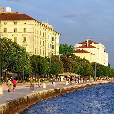 Appartement Modern Mediterranean