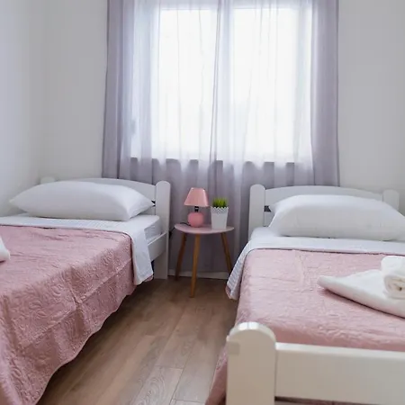 Apartament Modern Mediterranean