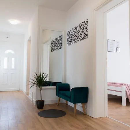 דירה Modern Mediterranean