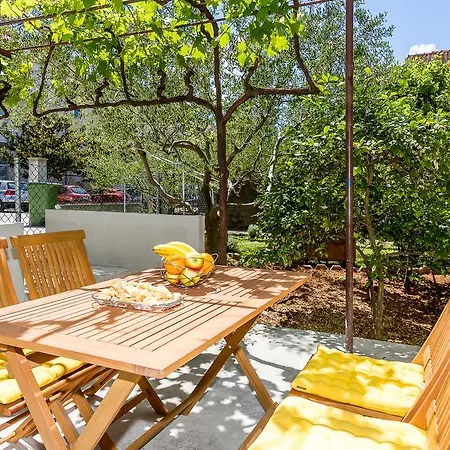 Apartament Modern Mediterranean *