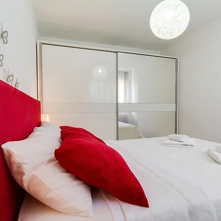 Modern Mediterranean