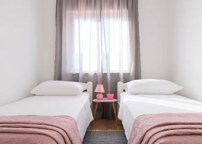 Modern Mediterranean Lejlighed *