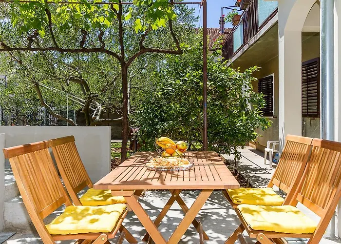 Modern Mediterranean